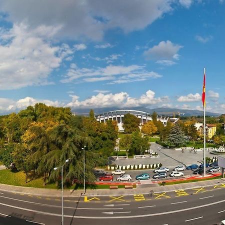 City Park Hotel Skopje Bagian luar foto