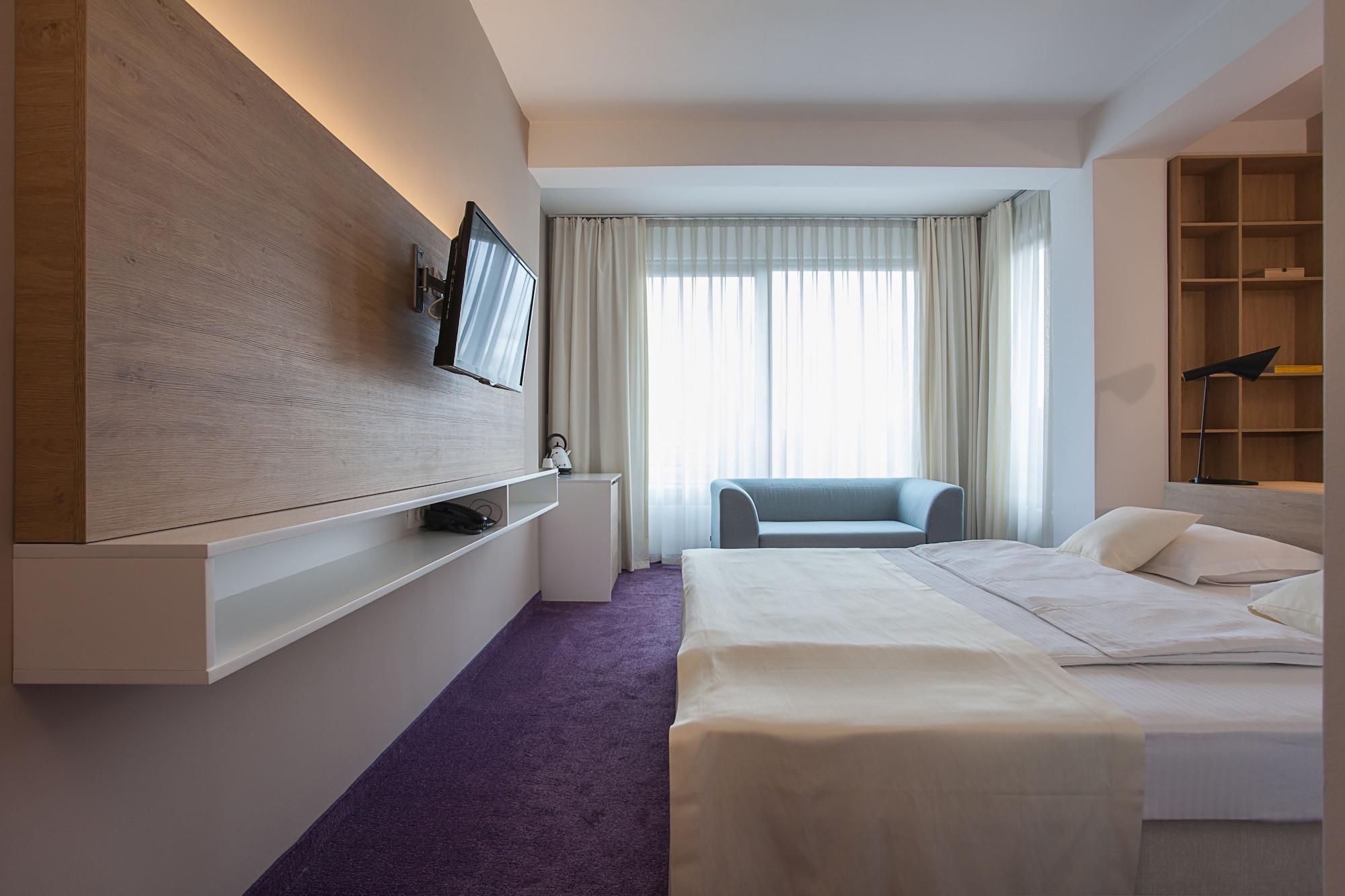 City Park Hotel Skopje Bagian luar foto